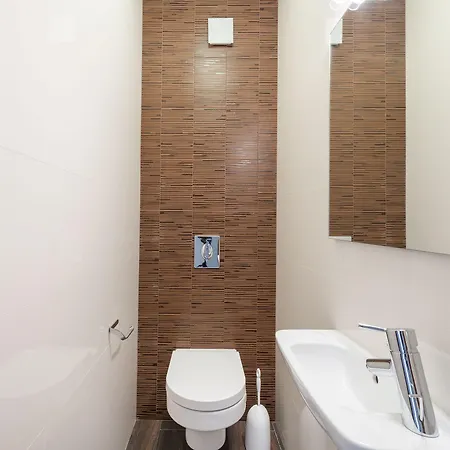 Apartment Maro Bayview