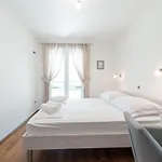 شقة Maro Bayview
