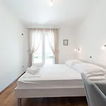 Maro Bayview