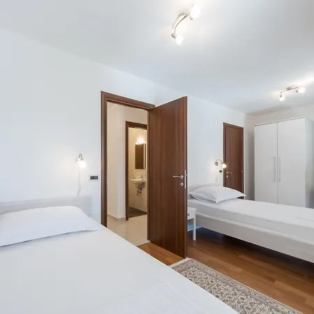 Maro Bayview دوبروفينك